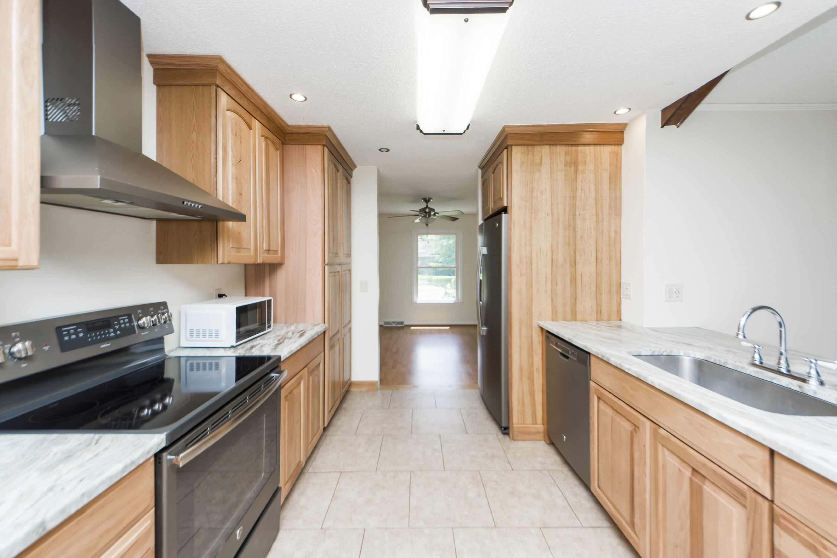 192 Tall Pines Road Ladson, SC 29456 - Photo 13 of 48 12