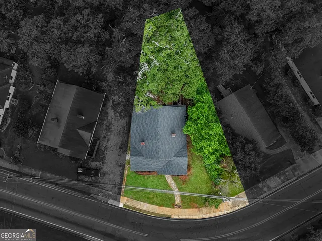 a view of a yard of a house