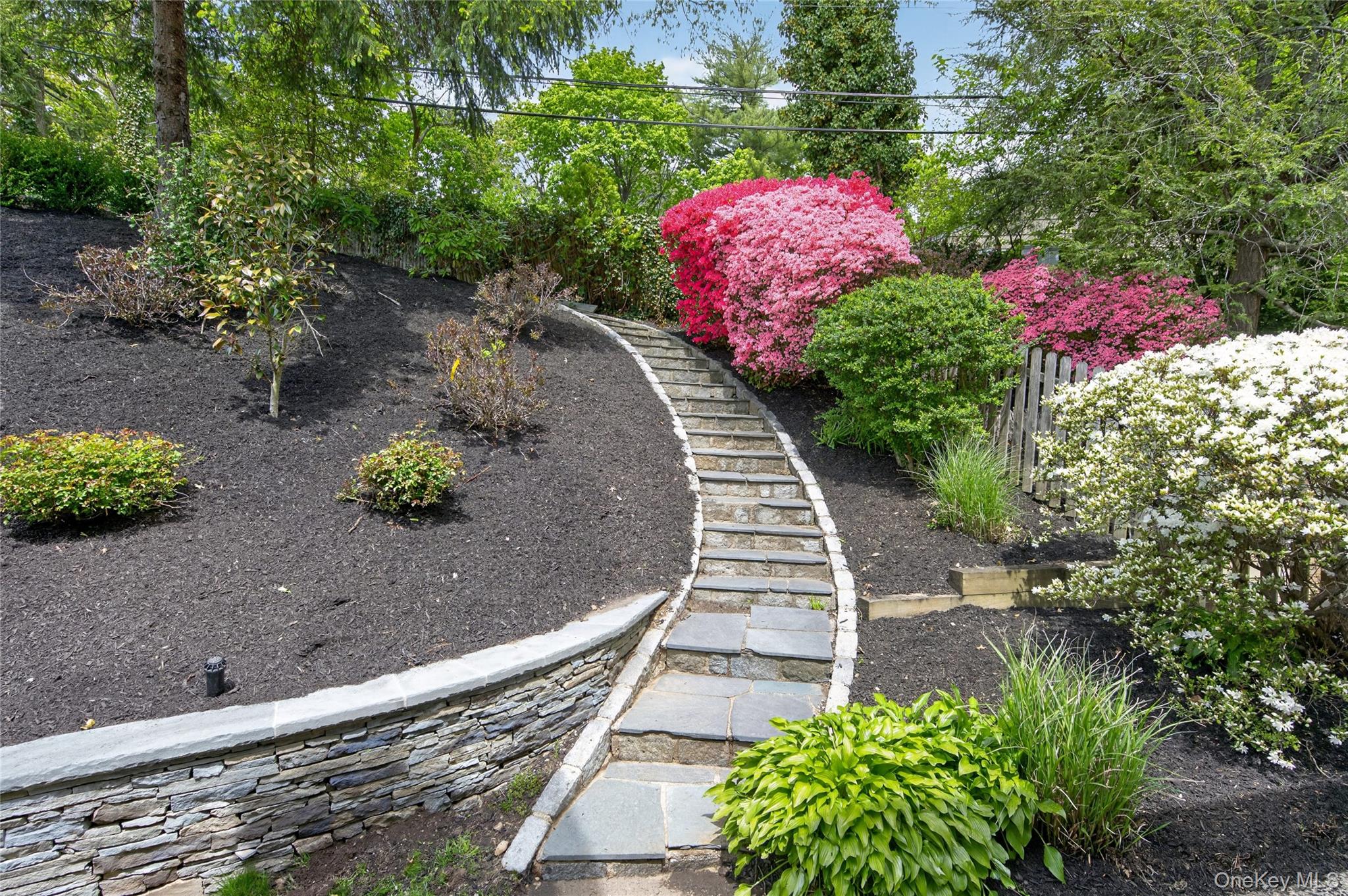 34 Bridge Road Manhasset, NY 11030 - Photo 24 of 31