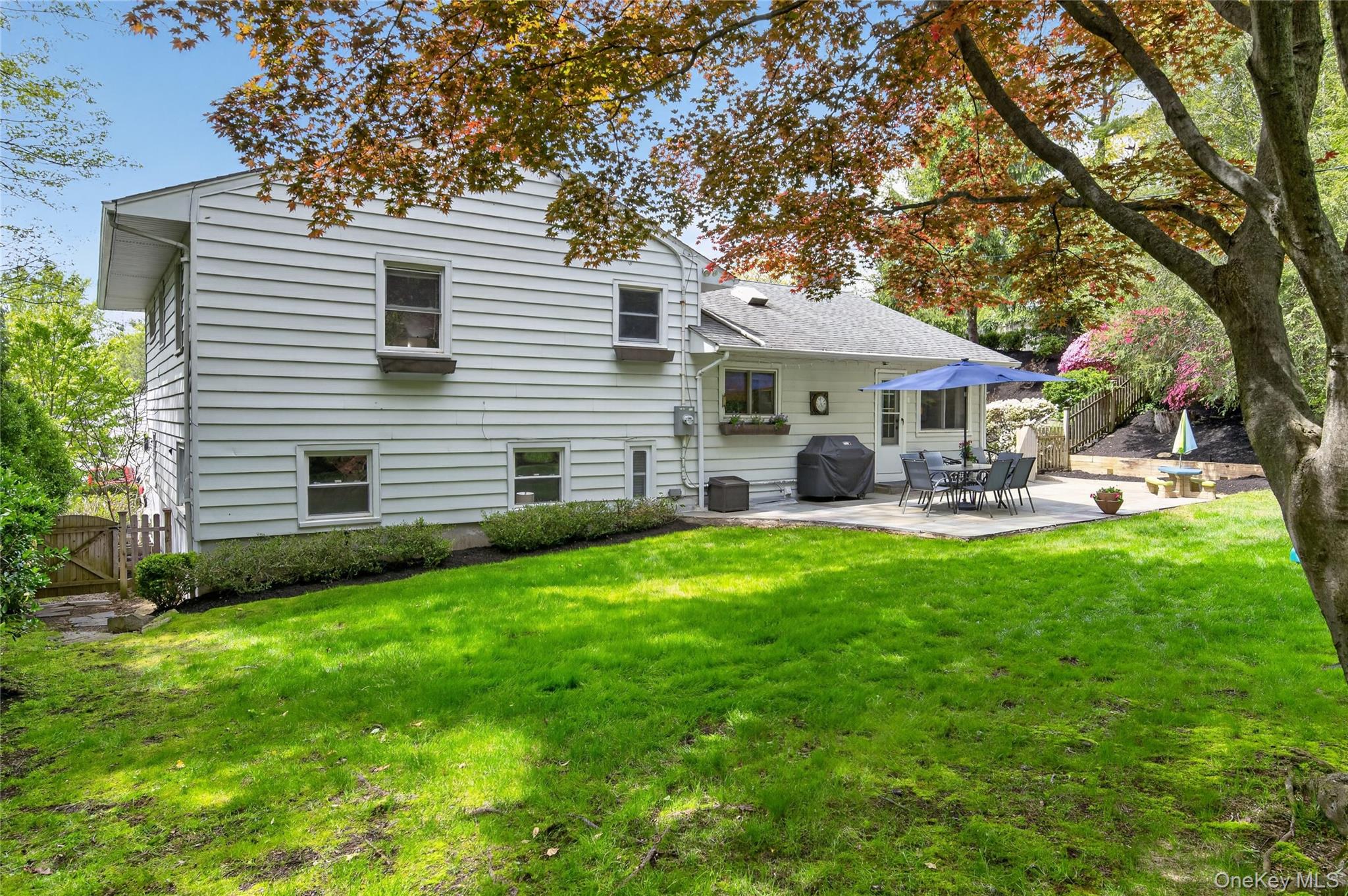 34 Bridge Road Manhasset, NY 11030 - Photo 26 of 31