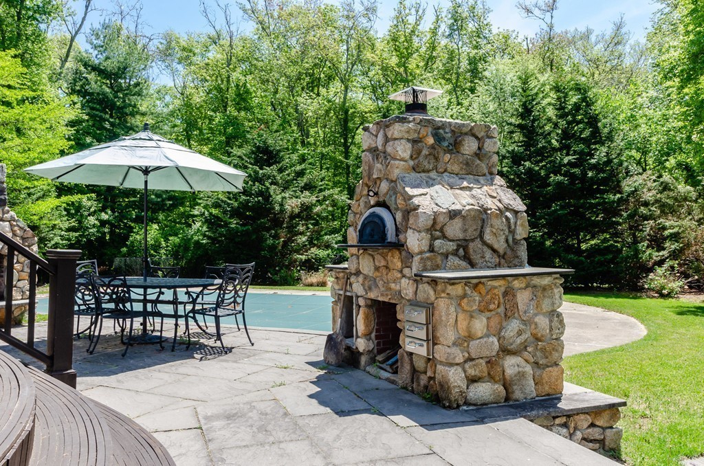 36 Olde Knoll Road Marion, MA 02738 - Photo 8 of 27 Gallery Image 8