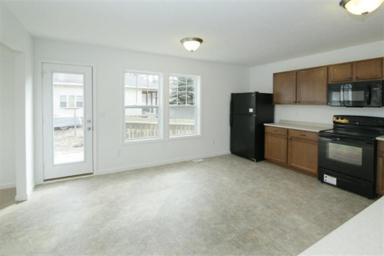 516 8th Street Three Rivers, MI 49093 - Photo 7 of 20 Additional Photo