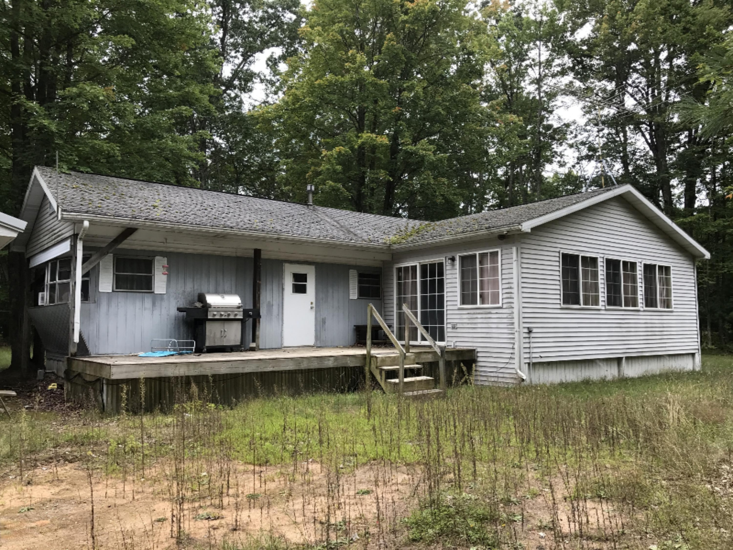 5663 Swihart Road Brethren, MI 49619 - Photo 3 of 10 IMG_3387