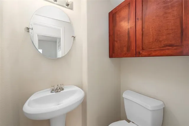 $2,100 | 10039 Noisy Waters Drive, Houston, TX 77095