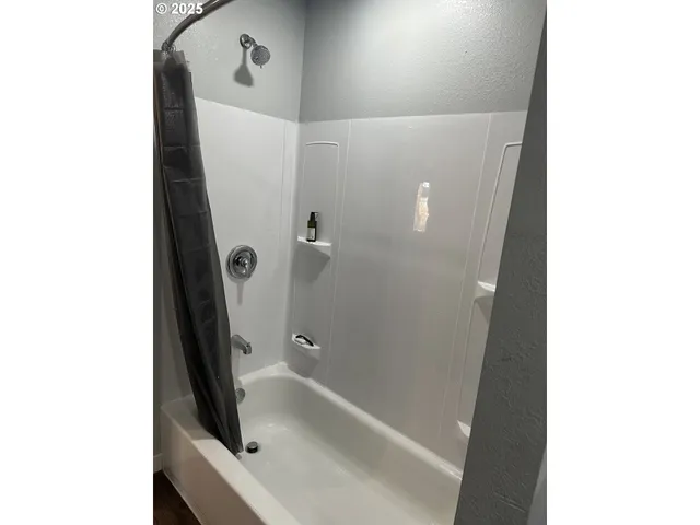 $249,900 | 136010 Hwy 97 Crescent, Crescent, OR 97733