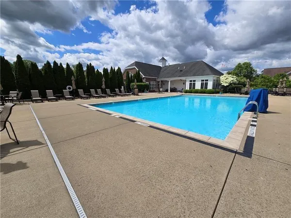 $439,900 | 508 Pioneer Lane, Freedom, PA 15042