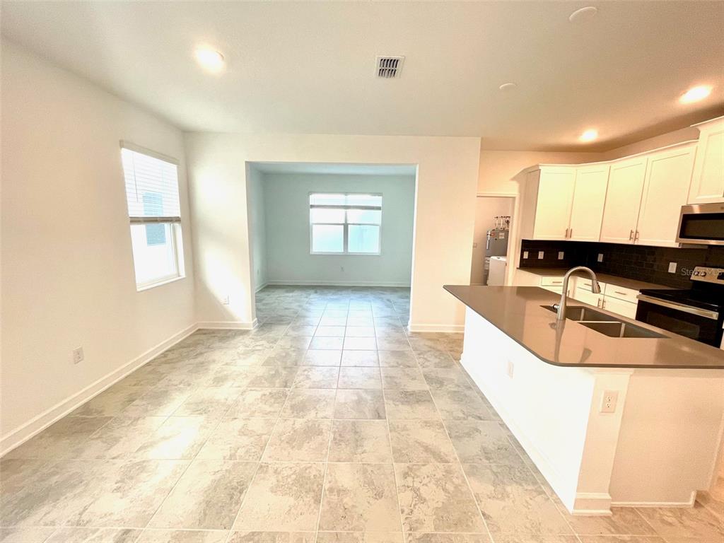 9929 Introduction Way Orlando, FL 32832 - Photo 5 of 20