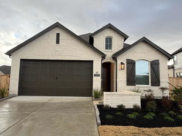 $2,900 | 11239 Peacock Flower Street, Cypress, TX 77433