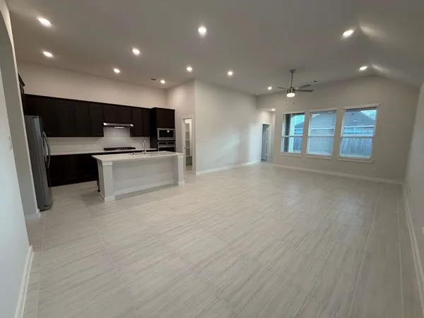 $2,900 | 11239 Peacock Flower Street, Cypress, TX 77433