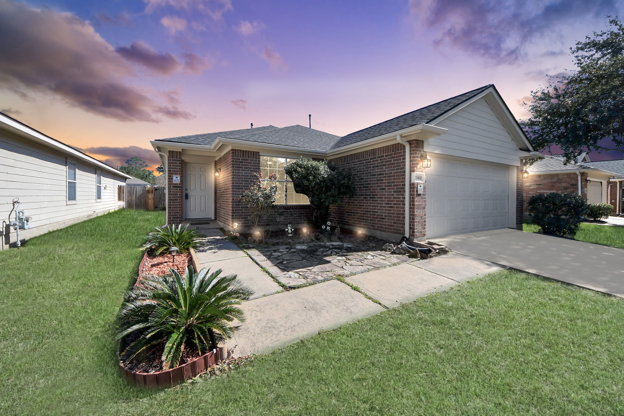 21630 Falvel Sunset Court Spring, TX 77388 - Photo 2 of 23 Left front view