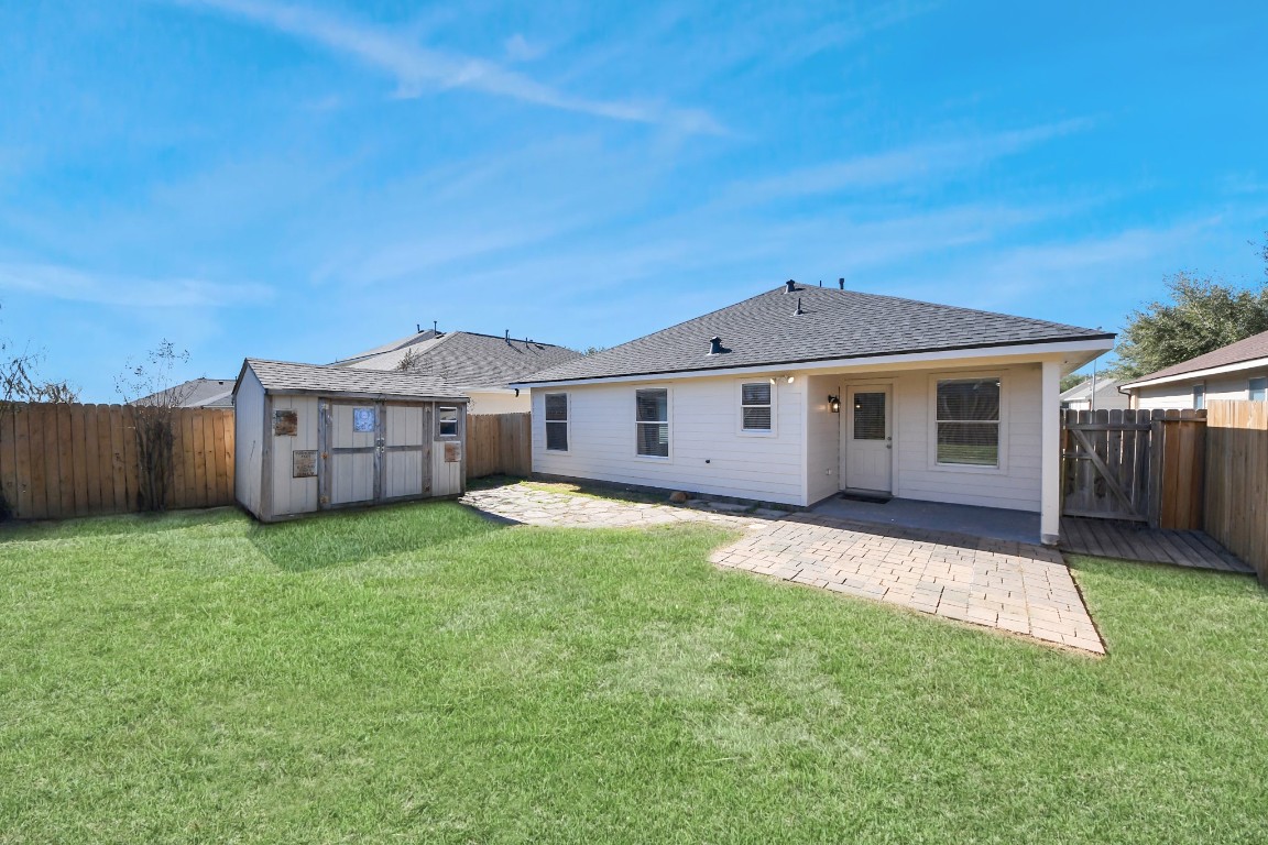 21630 Falvel Sunset Court Spring, TX 77388 - Photo 3 of 23 Backyard view