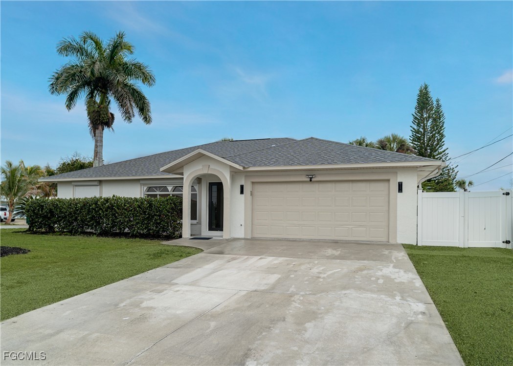 4100 29th Place Southwest Naples, FL 34116 - Photo 3 of 13