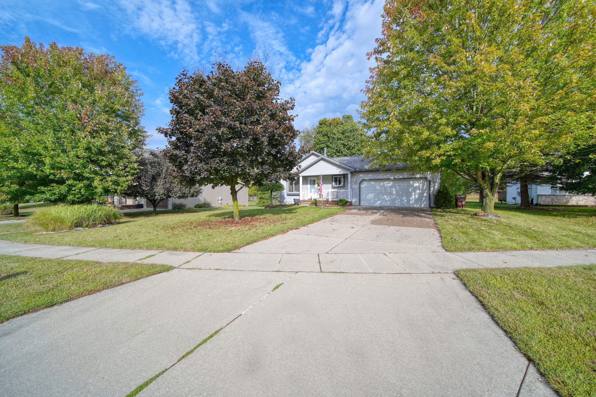 115 Ridgeview Court Grass Lake, MI 49240 - Photo 4 of 42 1-web-or-mls-DSC02867_HDR