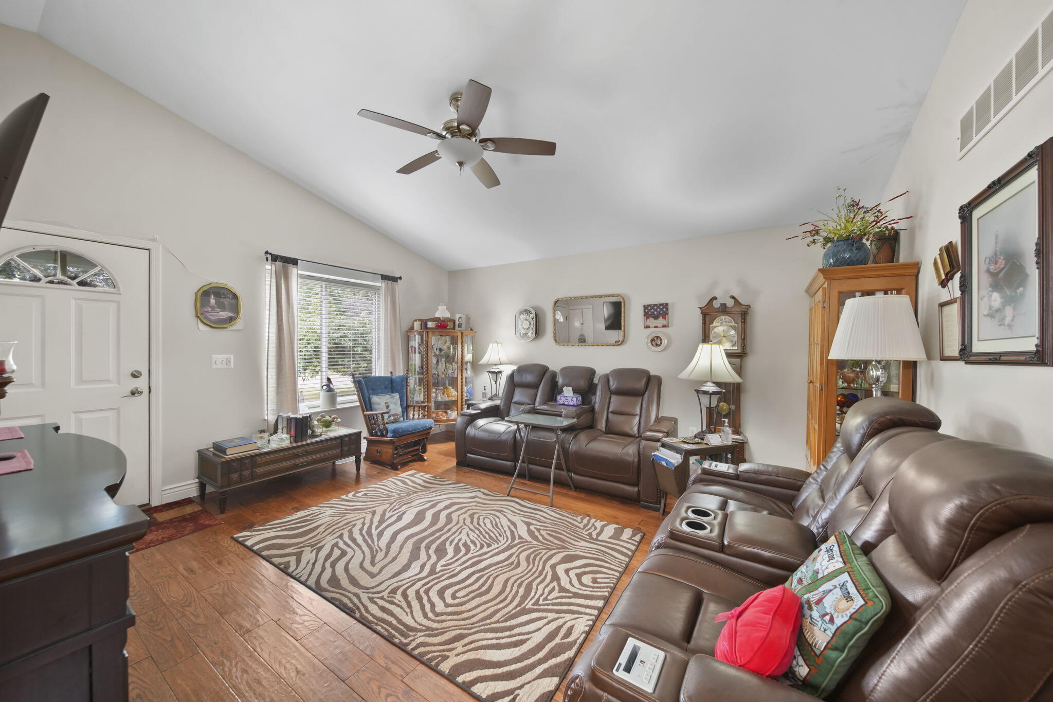115 Ridgeview Court Grass Lake, MI 49240 - Photo 9 of 42 9-web-or-mls-DSC02689