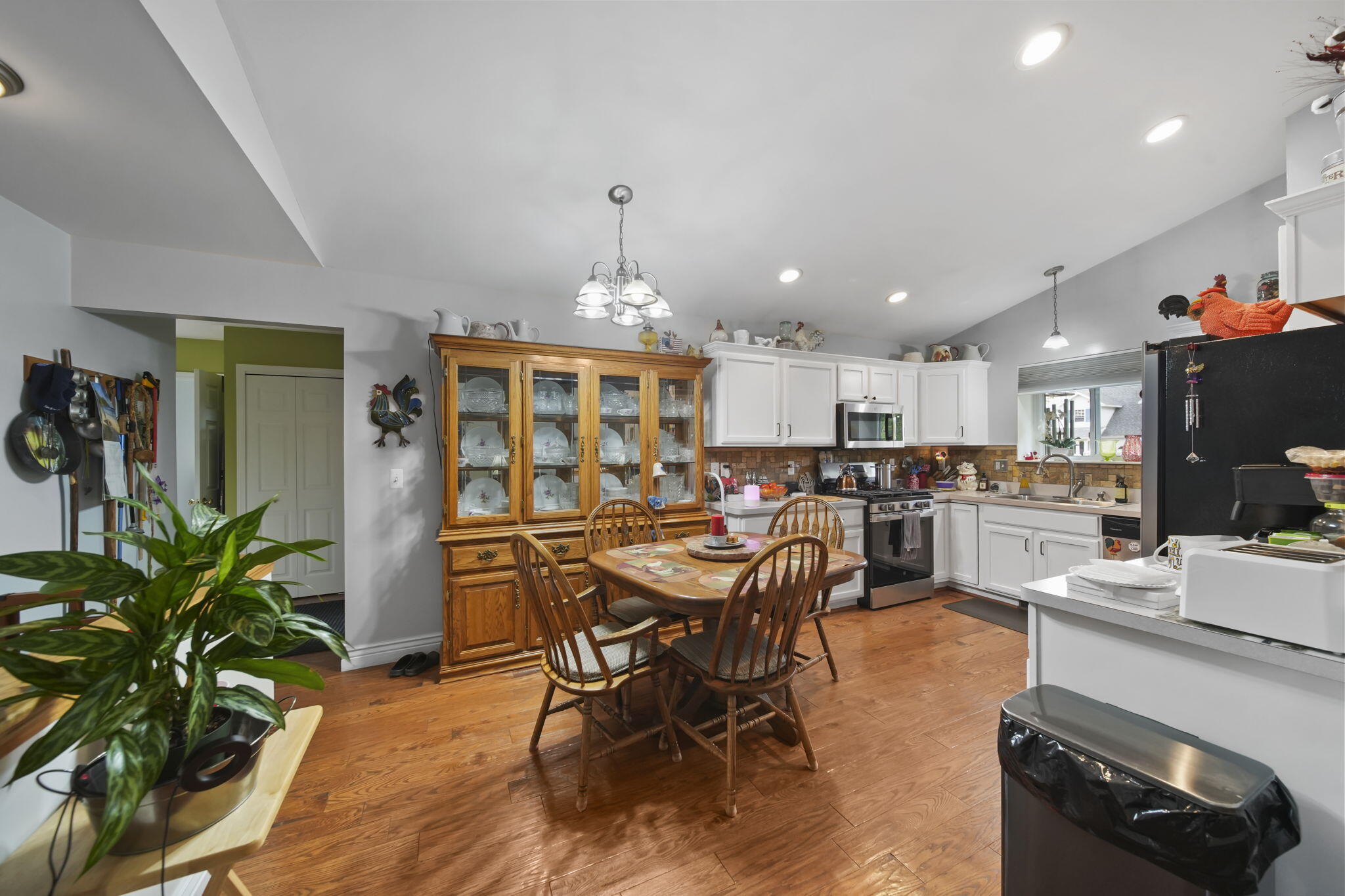 115 Ridgeview Court Grass Lake, MI 49240 - Photo 10 of 42 10-web-or-mls-DSC02695