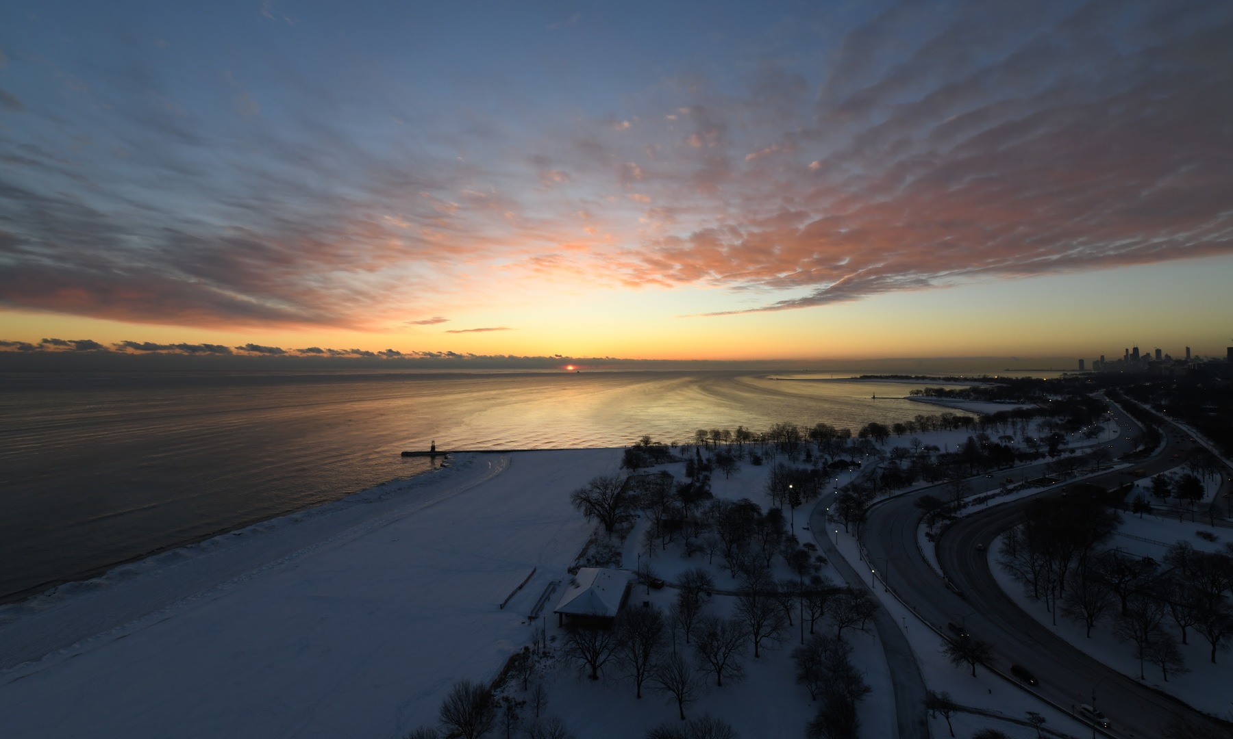 5733 North Sheridan Road, Unit 25C Chicago, IL 60660 - Photo 33 of 39 a view of outside space ocean and lake view