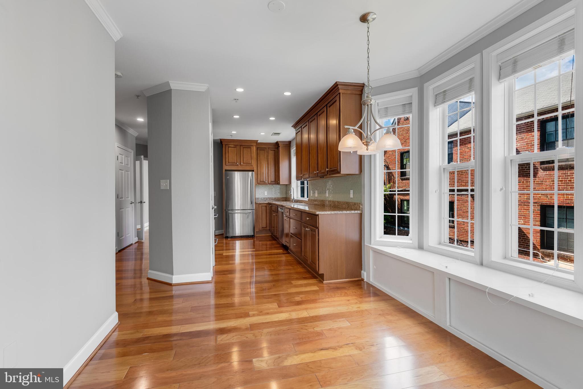 1423 North Rhodes Street, Unit 201 Arlington, VA 22209 - Photo 11 of 30