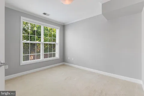 $815,000 | 1423 North Rhodes Street, Unit 201, Arlington, VA 22209