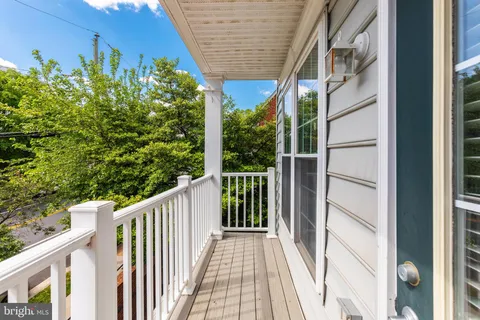 $815,000 | 1423 North Rhodes Street, Unit 201, Arlington, VA 22209