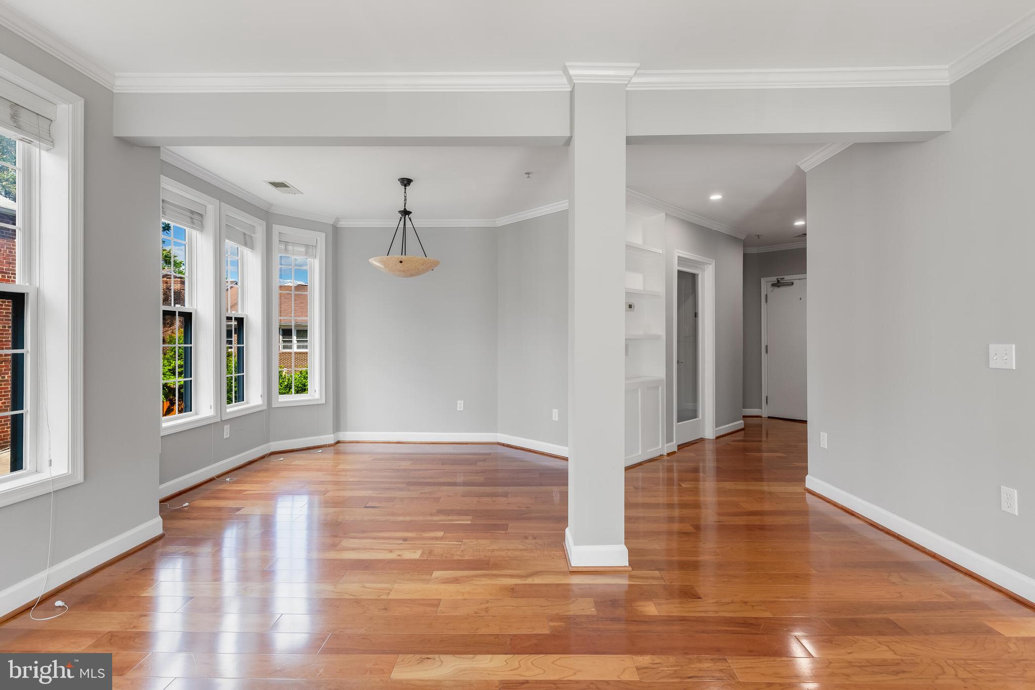 1423 North Rhodes Street, Unit 201 Arlington, VA 22209 - Photo 6 of 30 Living Room