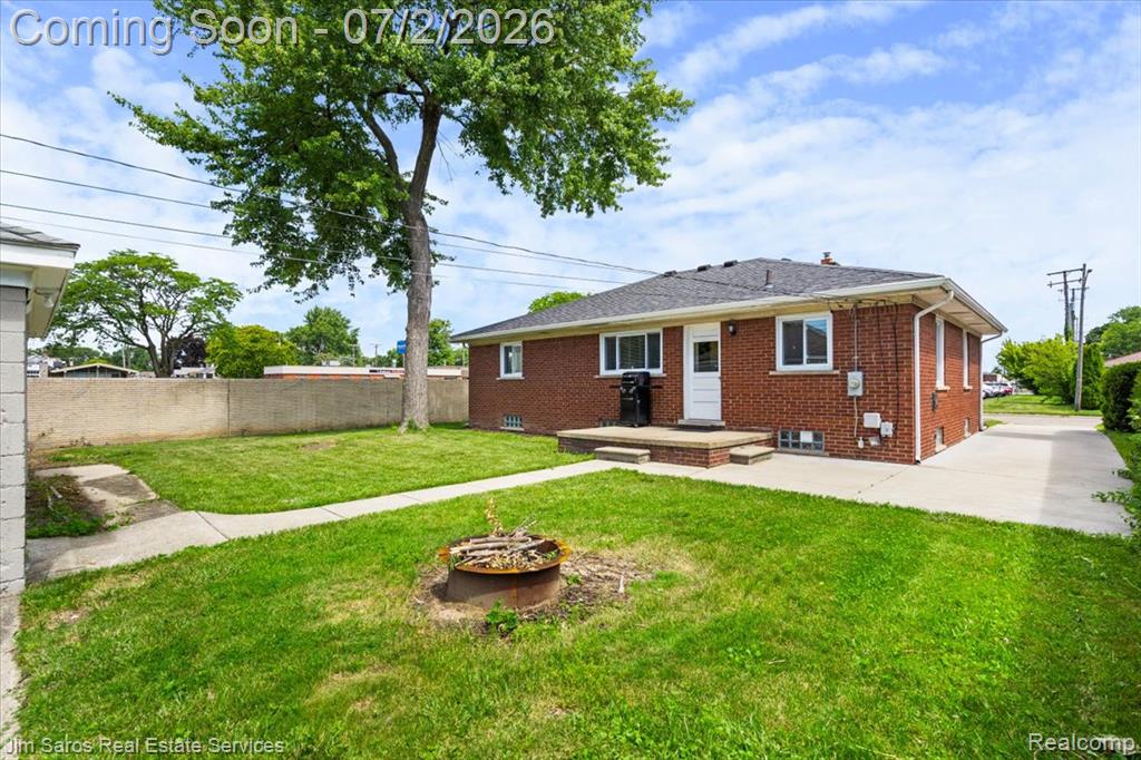 22306 Rosedale Street St. Clair Shores, MI 48080 - Photo 23 of 25