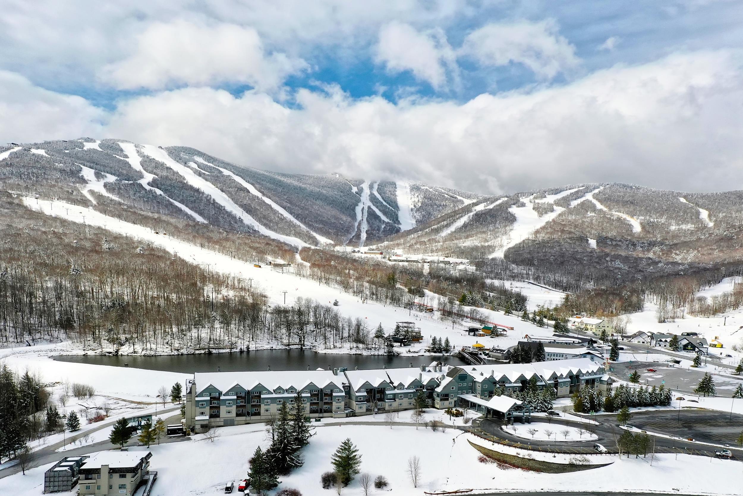 228 East Mountain Road, Unit 225/227 I Killington, VT 05751 - Photo 34 of 40 Gallery Image 34