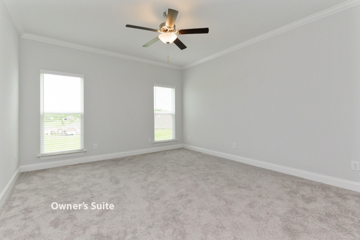 404 Butler Road Mount Juliet, TN 37122 - Photo 12 of 23 an empty room with windows and ceiling fan