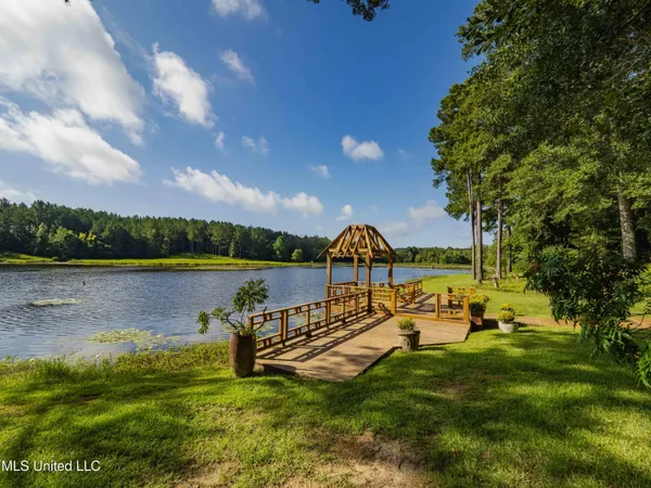 $1,590,000 | 1511 South S Highway, Florence, MS 39073