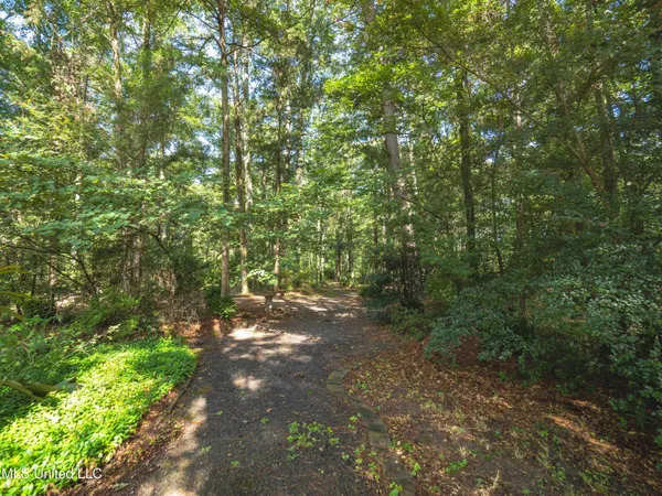 $1,590,000 | 1511 South S Highway, Florence, MS 39073