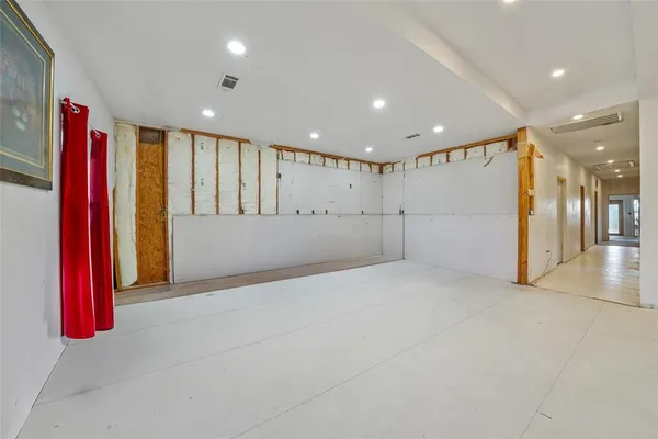 $285,000 | 21896 County Road 4072, Kemp, TX 75143