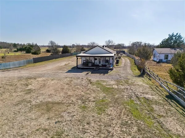 $285,000 | 21896 County Road 4072, Kemp, TX 75143