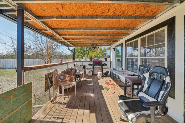 $285,000 | 21896 County Road 4072, Kemp, TX 75143