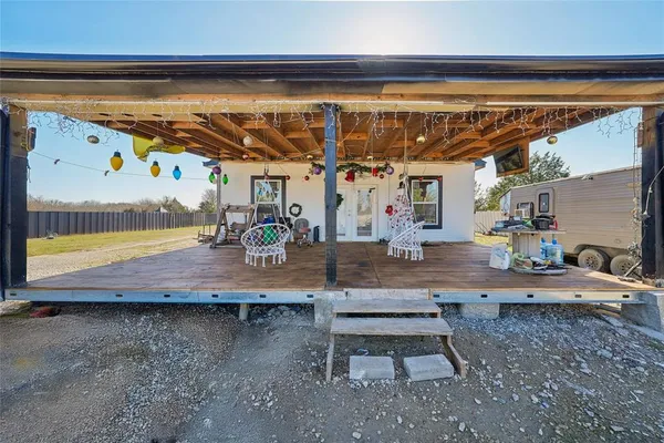 $285,000 | 21896 County Road 4072, Kemp, TX 75143