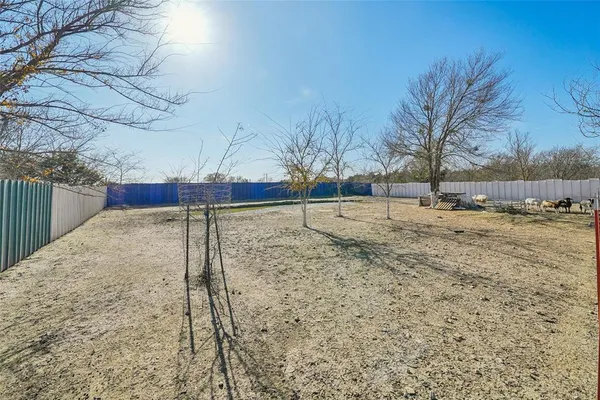 $285,000 | 21896 County Road 4072, Kemp, TX 75143