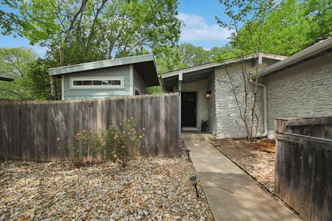 $399,000 | 5704 Gloucester Lane, Unit B, Austin, TX 78723