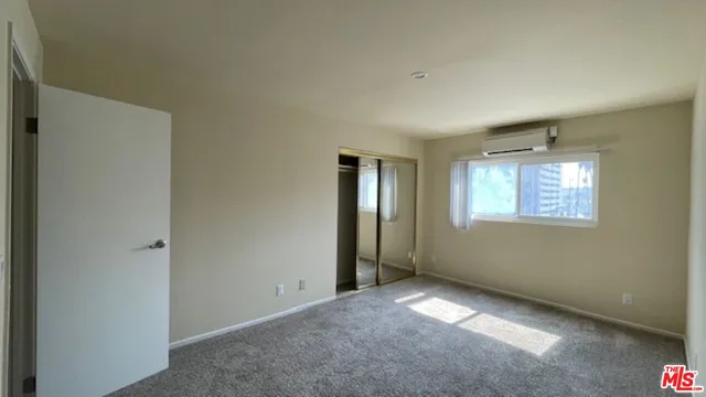 $2,800 | 545 South Manhattan Place, Unit 9, Los Angeles, CA 90020