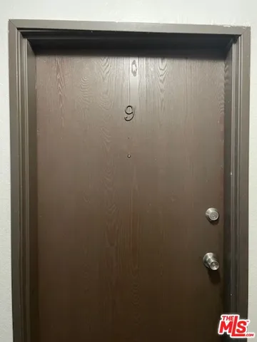 $2,800 | 545 South Manhattan Place, Unit 9, Los Angeles, CA 90020
