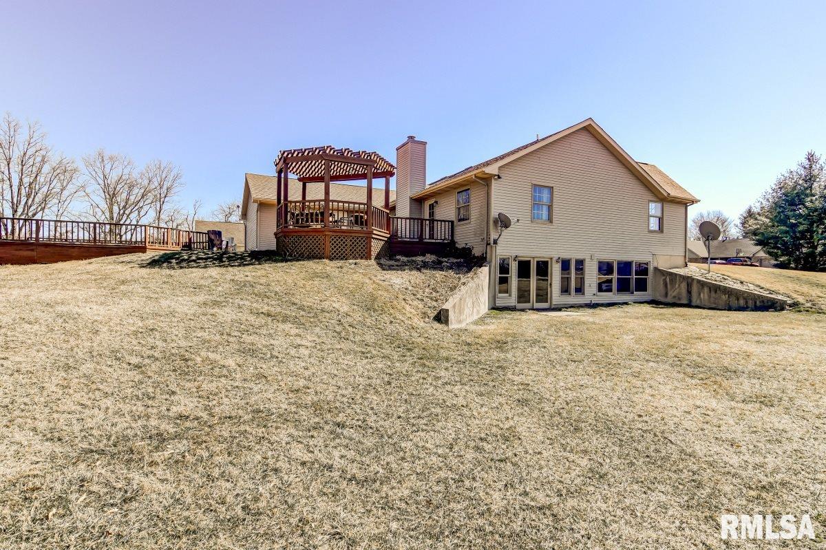 6469 Country Green Rochester, IL 62563 - Photo 46 of 50