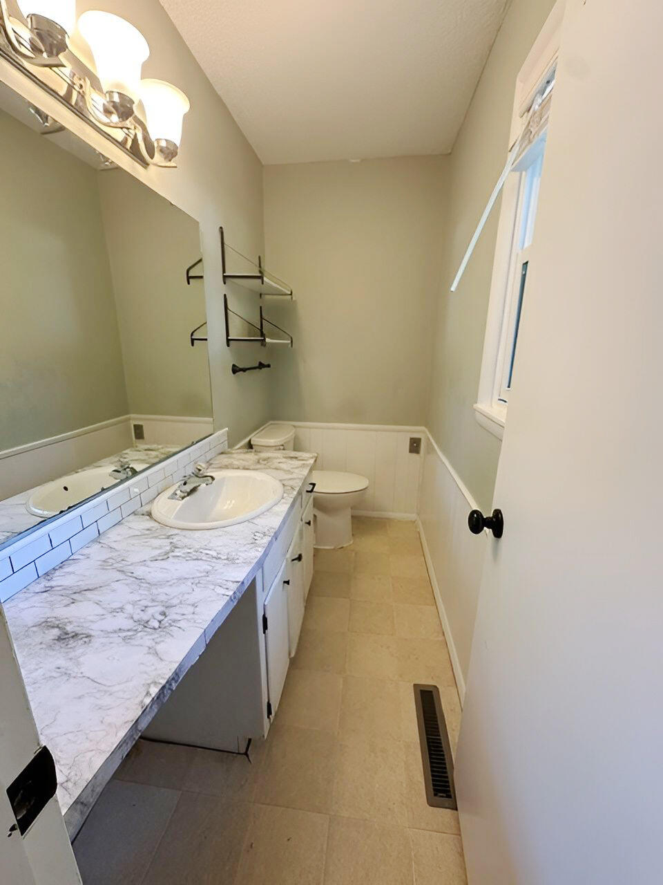 1256 South Meadowview Avenue Springfield, MO 65804 - Photo 18 of 25 image017