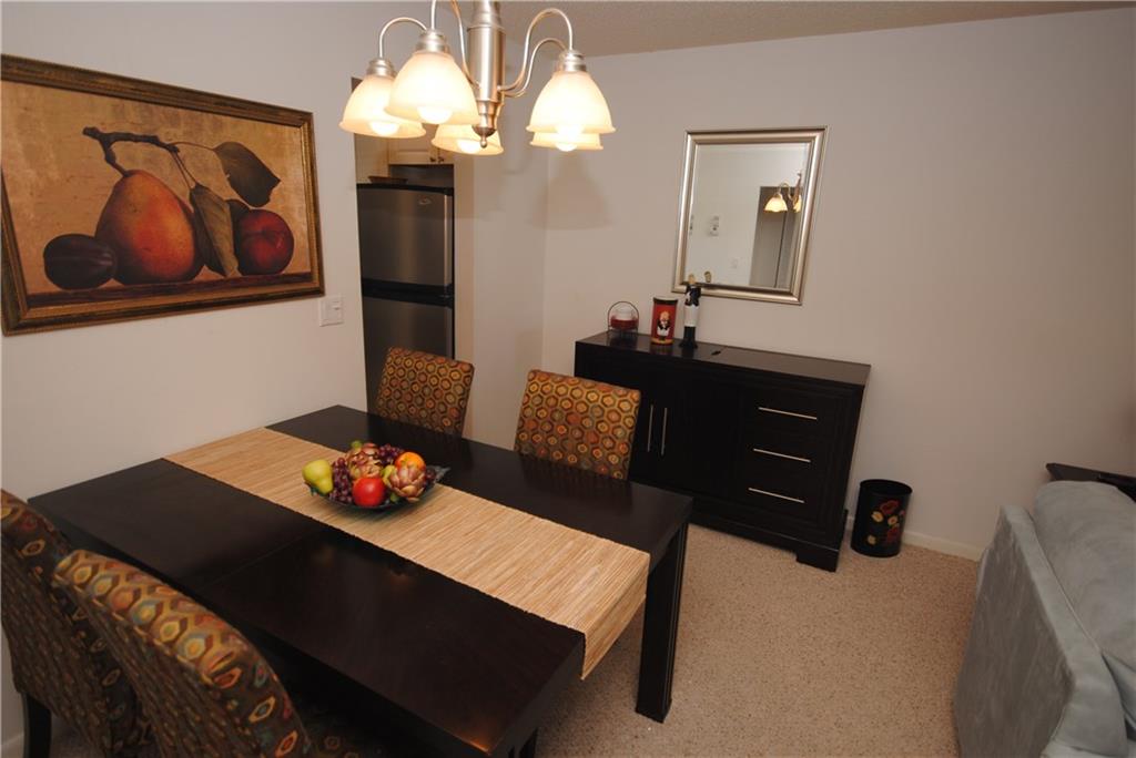 1997 Southwest Palm City Road, Unit I Stuart, FL 34994 - Photo 12 of 36 Dining Area