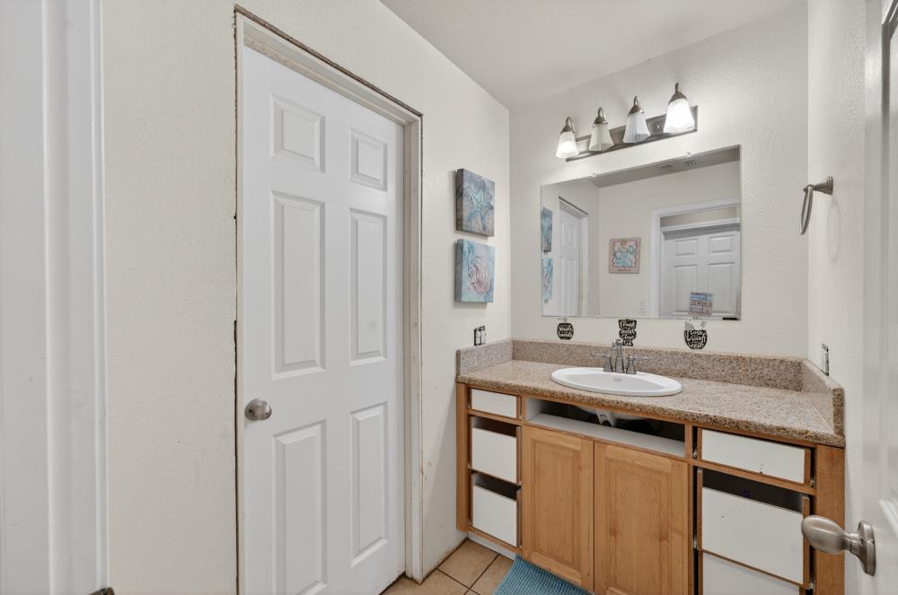 215 Singh Lane Rio Linda, CA 95673 - Photo 20 of 41