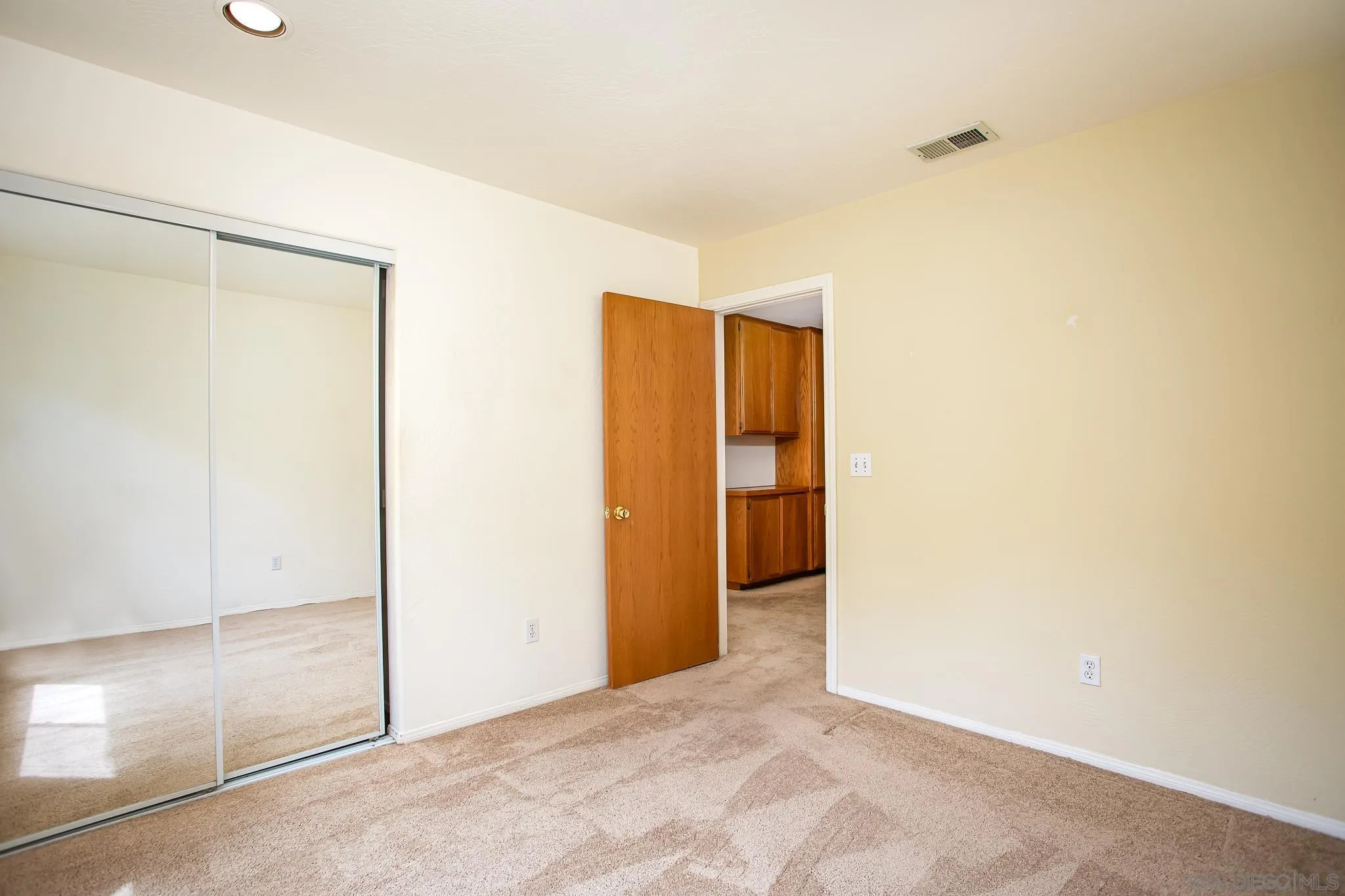 2342 Helix Street Spring Valley, CA 91977 - Photo 23 of 43 Gallery Image 23