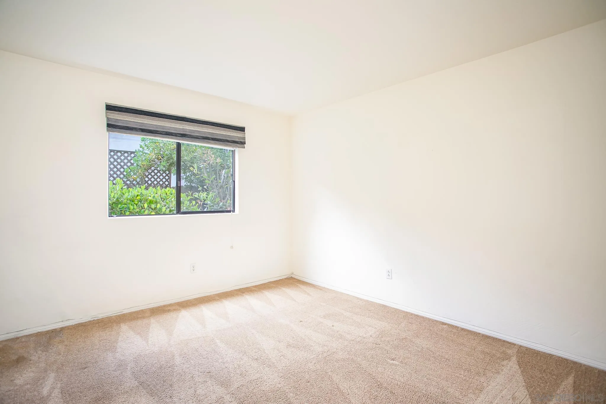 2342 Helix Street Spring Valley, CA 91977 - Photo 29 of 43 Gallery Image 29