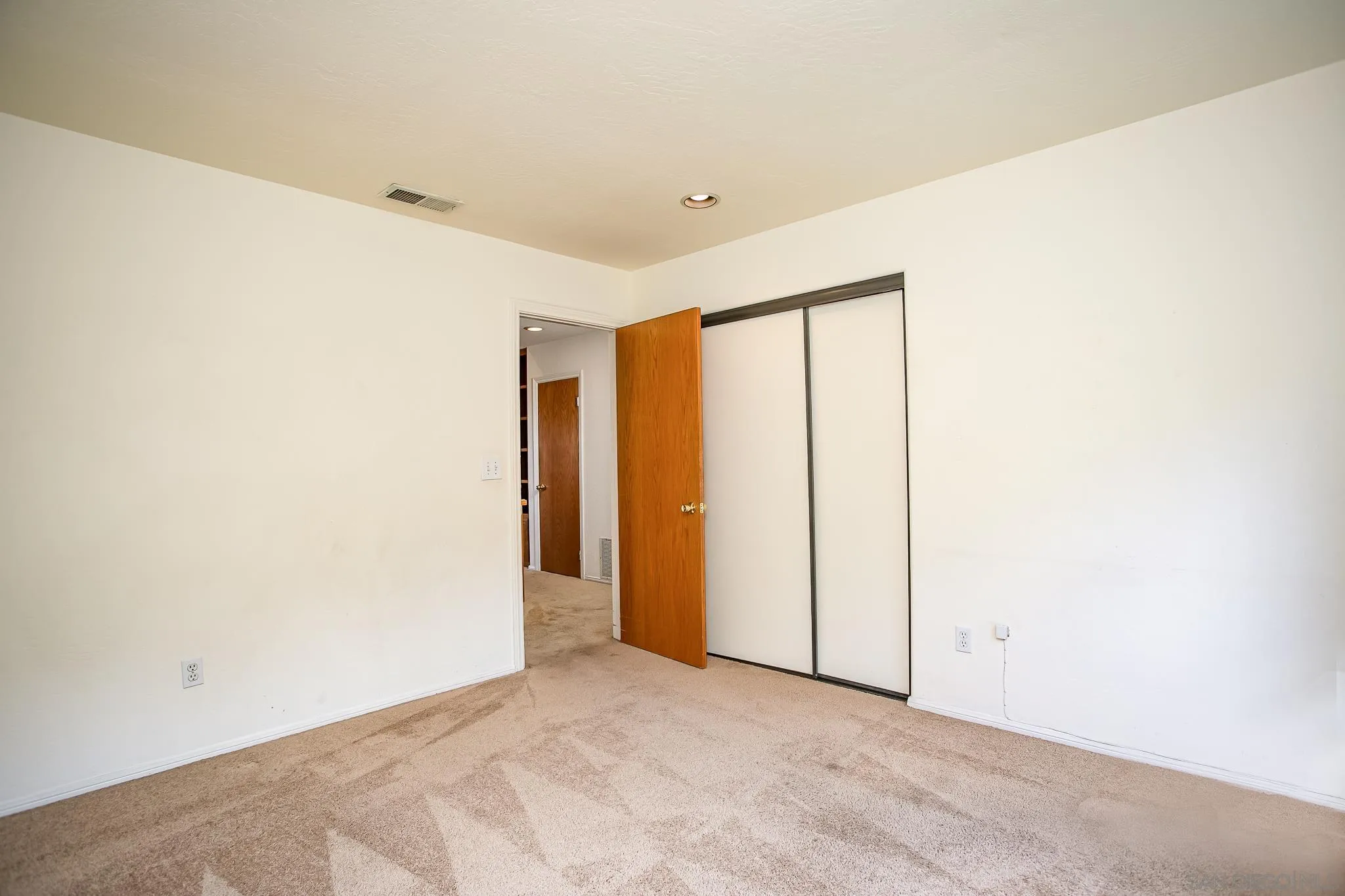 2342 Helix Street Spring Valley, CA 91977 - Photo 30 of 43 Gallery Image 30
