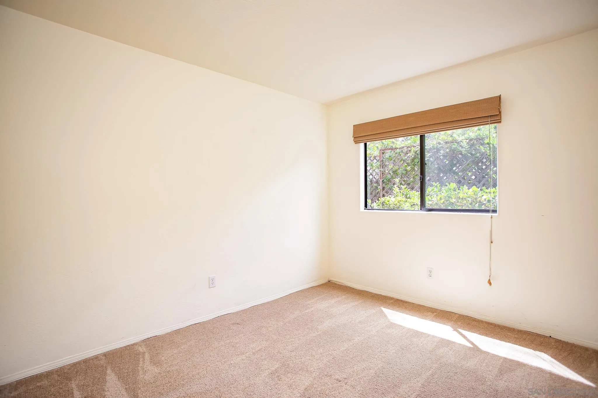 2342 Helix Street Spring Valley, CA 91977 - Photo 31 of 43 Gallery Image 31