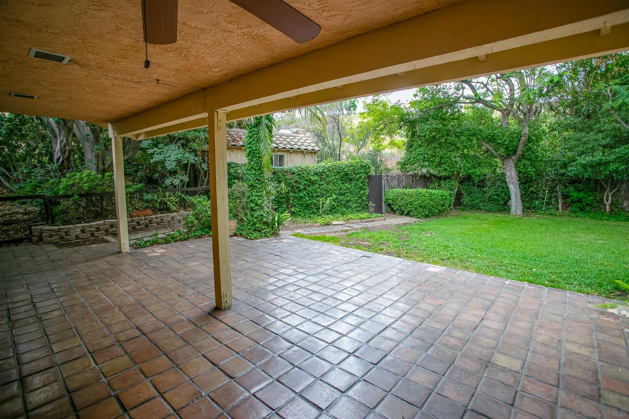 2342 Helix Street Spring Valley, CA 91977 - Photo 32 of 43 Gallery Image 32