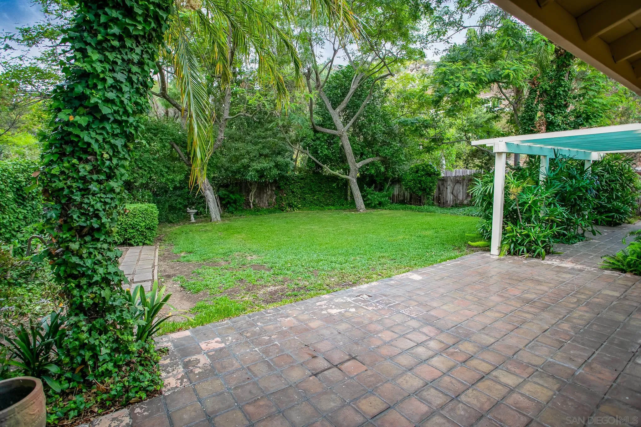 2342 Helix Street Spring Valley, CA 91977 - Photo 33 of 43 Gallery Image 33