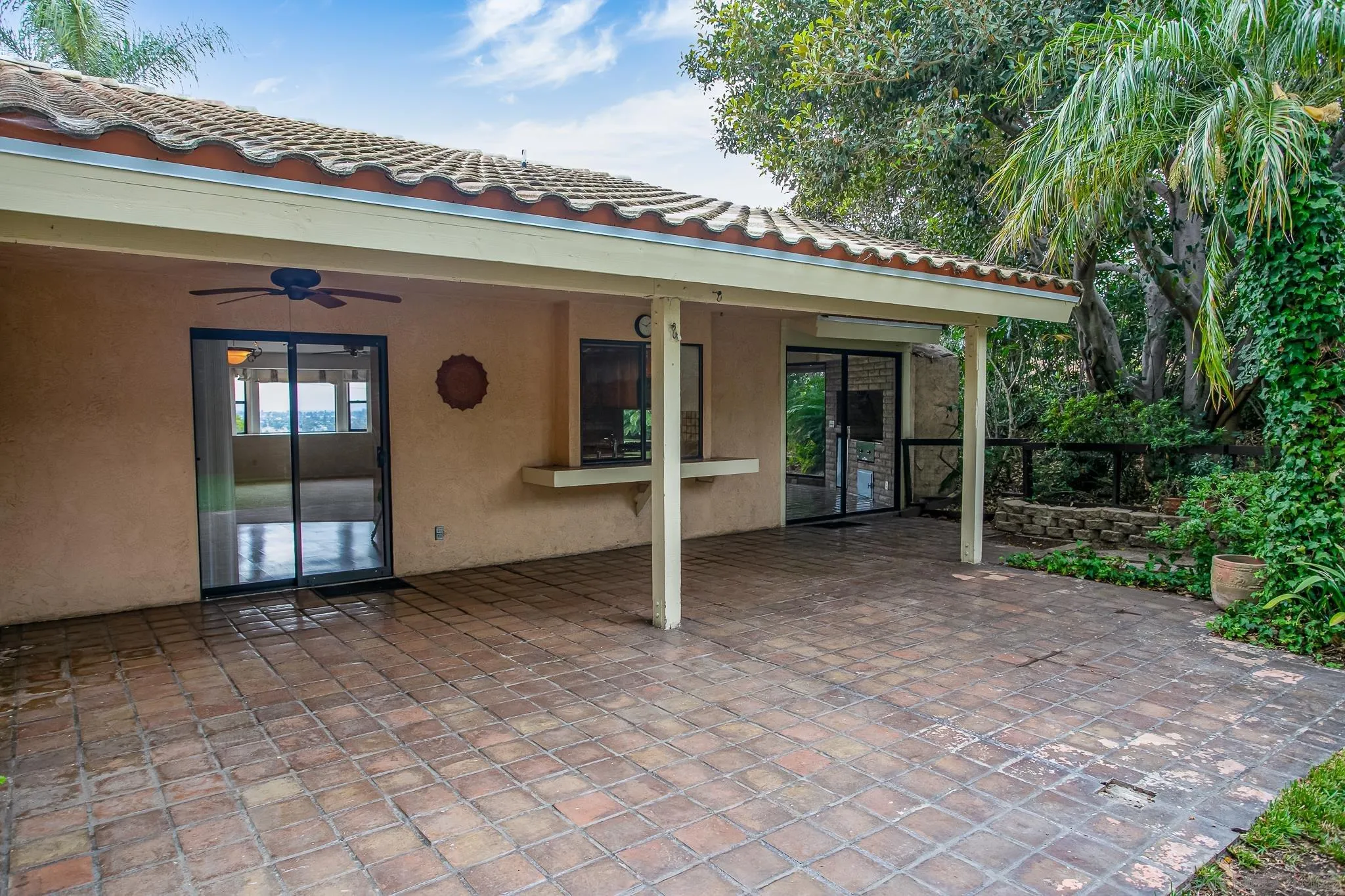 2342 Helix Street Spring Valley, CA 91977 - Photo 36 of 43 Gallery Image 36