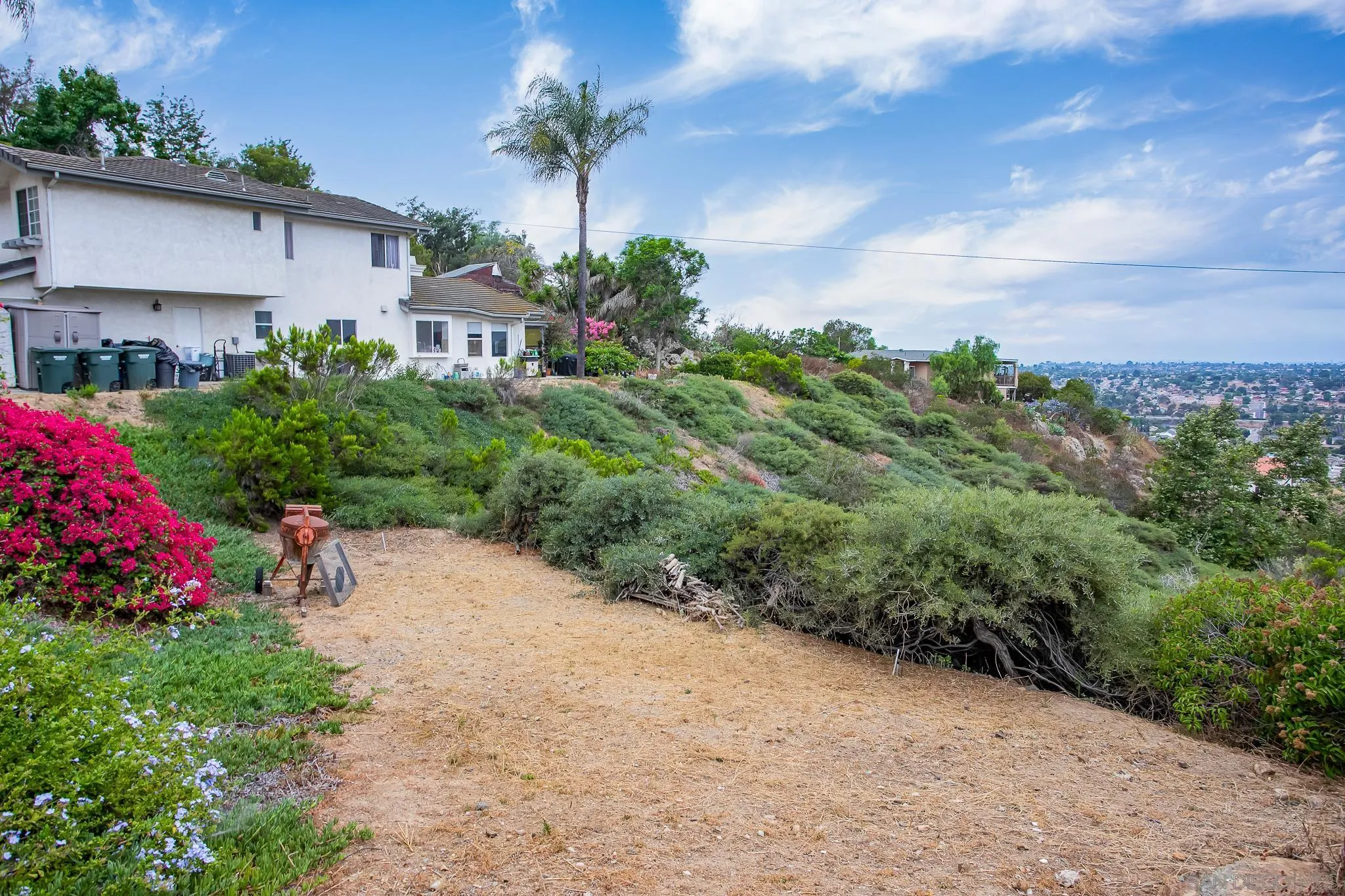 2342 Helix Street Spring Valley, CA 91977 - Photo 37 of 43 Gallery Image 37