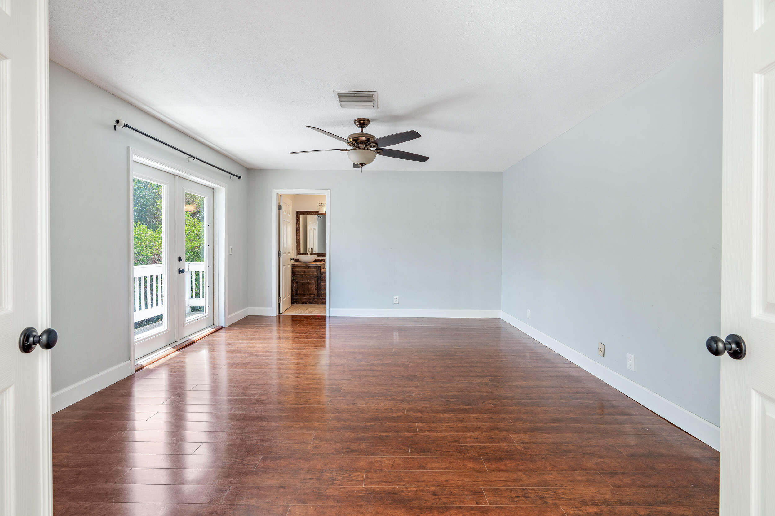 116 Southeast Villas Street Stuart, FL 34994 - Photo 13 of 25 116 SE Villas St-26